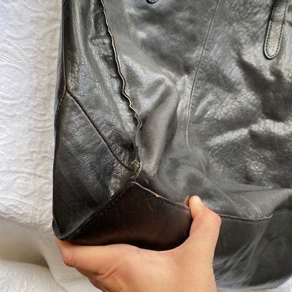 Large Leather Tote Bag - Picture 2 of 6